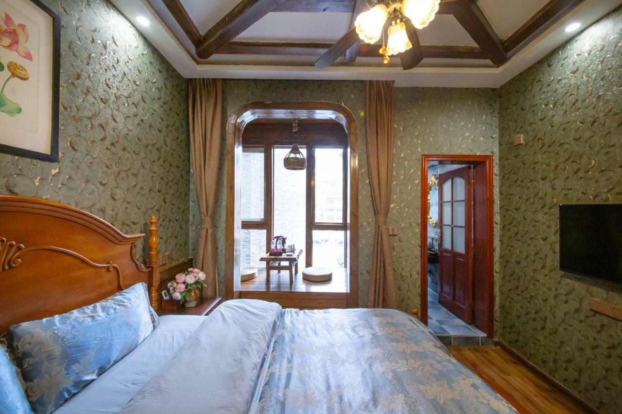 Flower Time Inn Fenghuang Εξωτερικό φωτογραφία