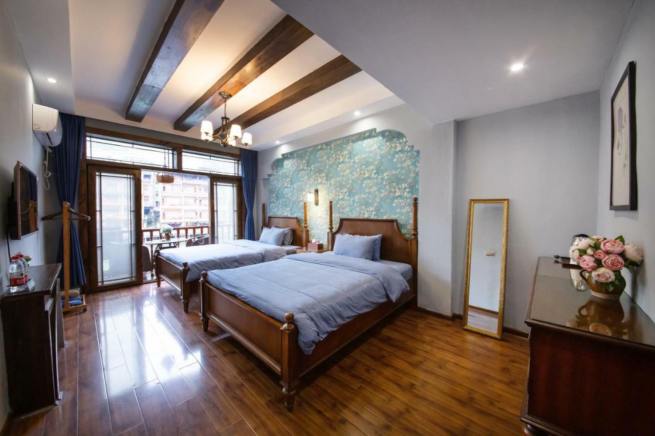 Flower Time Inn Fenghuang Εξωτερικό φωτογραφία