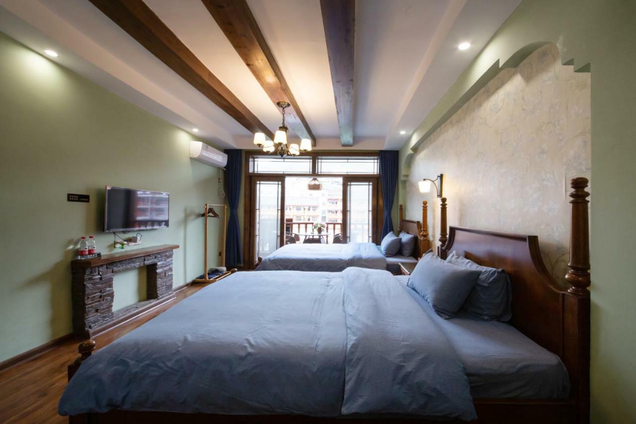 Flower Time Inn Fenghuang Εξωτερικό φωτογραφία